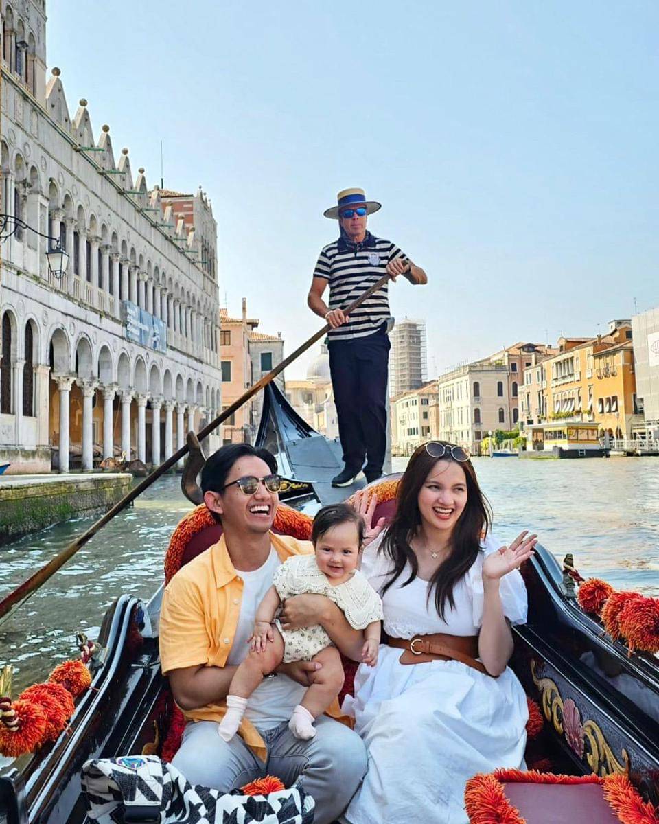 Instagram.com/sabrinaanggraini